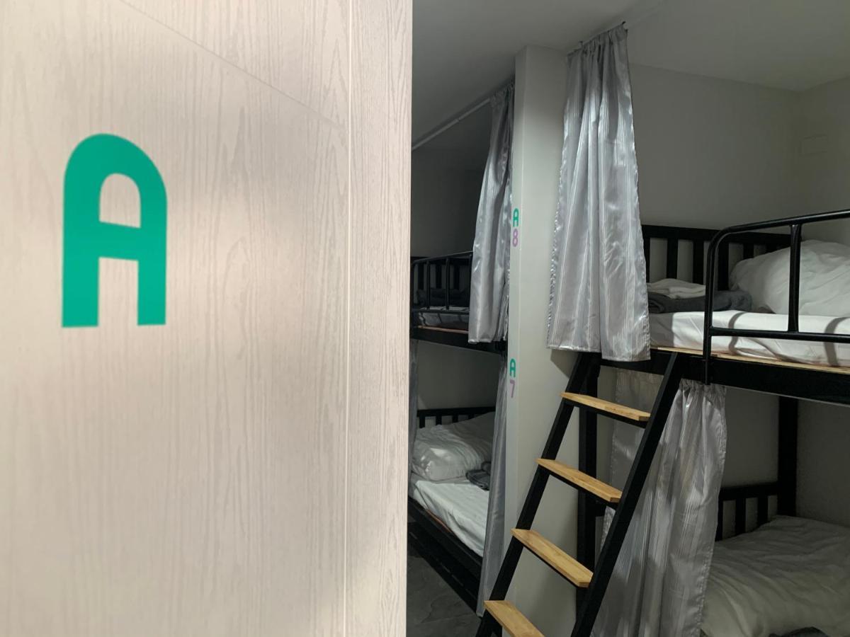 Youniverse Homestay チエンマイ エクステリア 写真